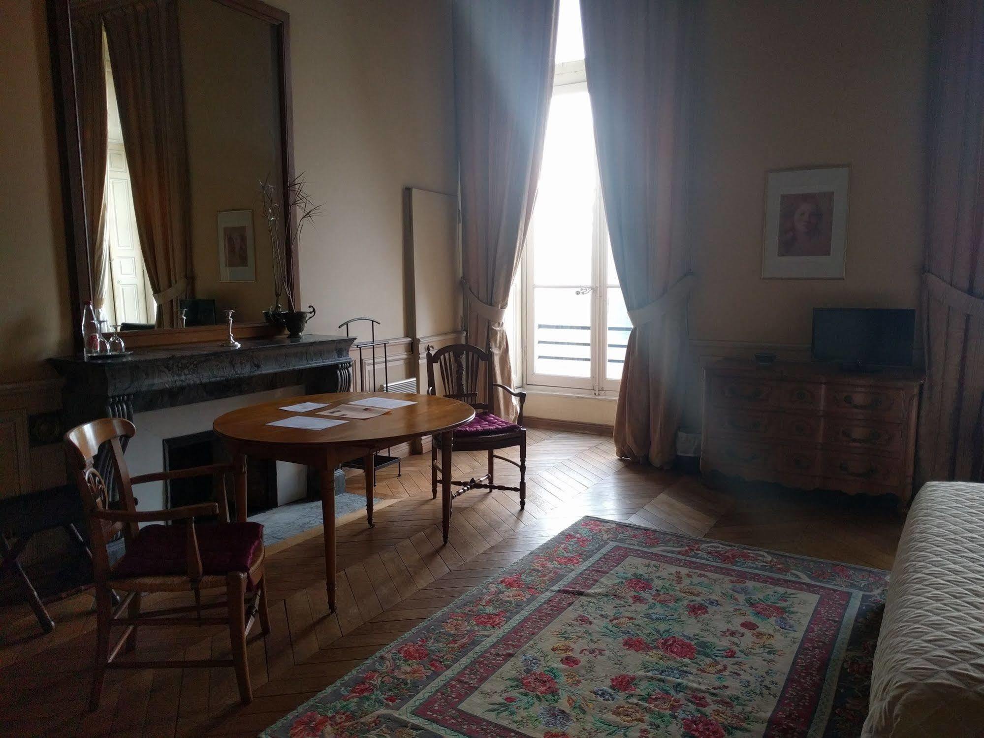 Chateau Du Marechal De Saxe Yerres Ngoại thất bức ảnh